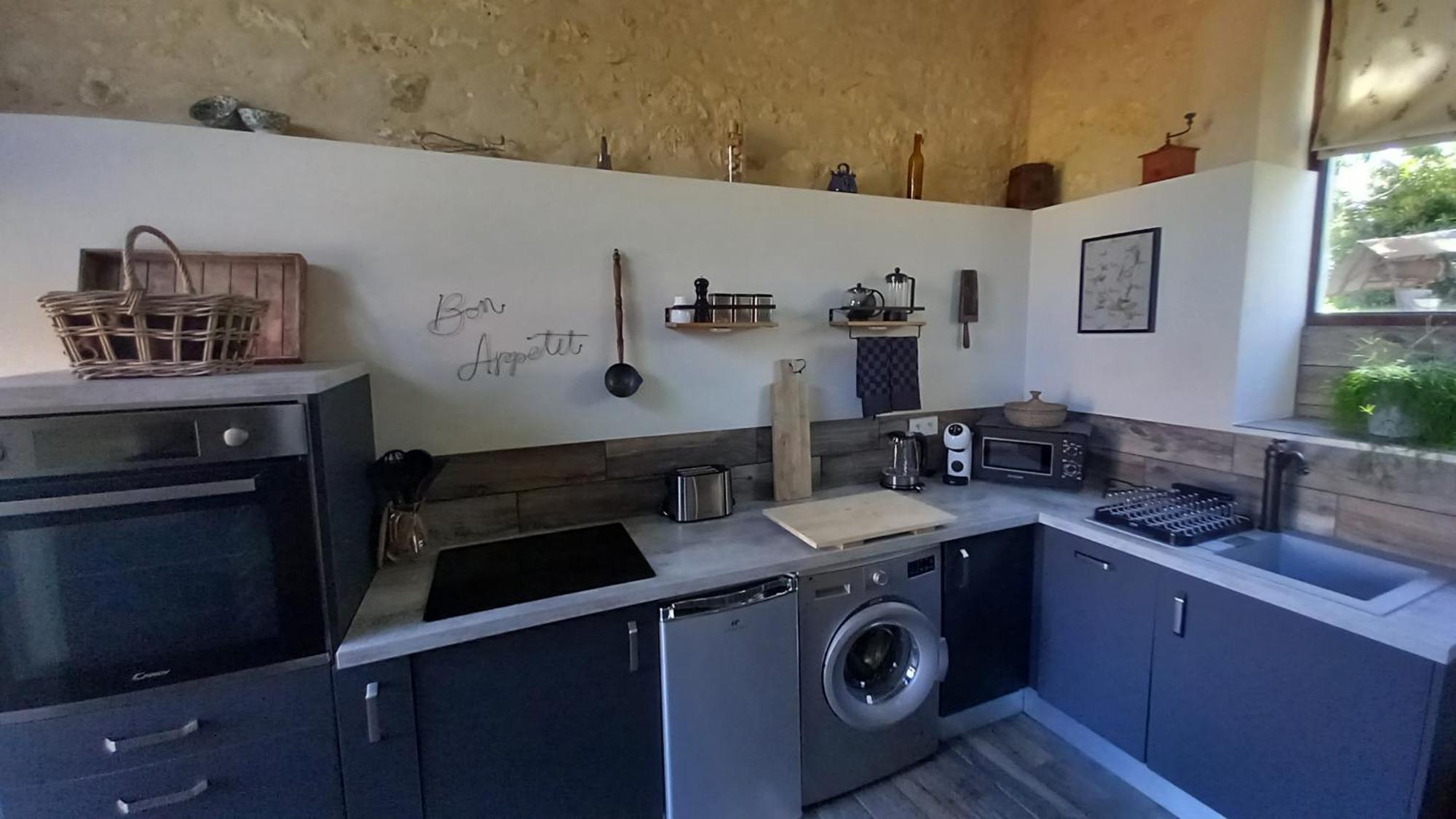 Lpc Dordogne Holidays - Le Petit Coin Lussas-et-Nontronneau Exterior photo